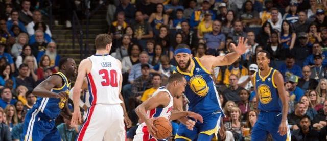 因右踝发炎，朗尼克取消了担任阿森纳vs拜仁解说嘉宾的计划（右踝发炎，朗尼克退出阿森纳战拜仁的解说工作）