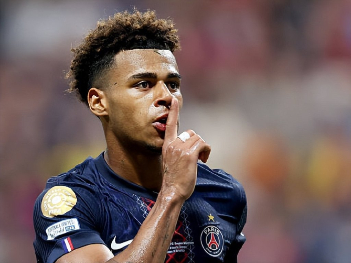 浙BA点燃篮球热情，广厦男篮投资人楼明称是奋勇前行动力（浙BA点燃篮坛激情，广厦投资人楼明：激励我们奋勇前行）