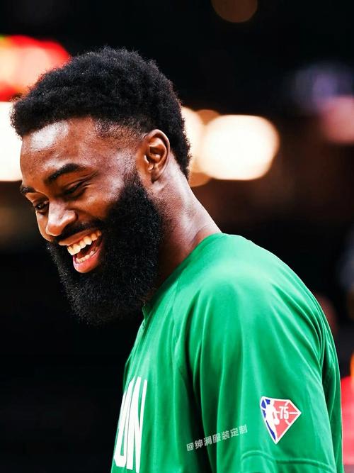 麦迪逊分享视频致敬孙兴慜：你带着传奇的身份离开，永远爱你（麦迪逊发布视频致敬孙兴慜：以传奇之姿告别，永远爱你）