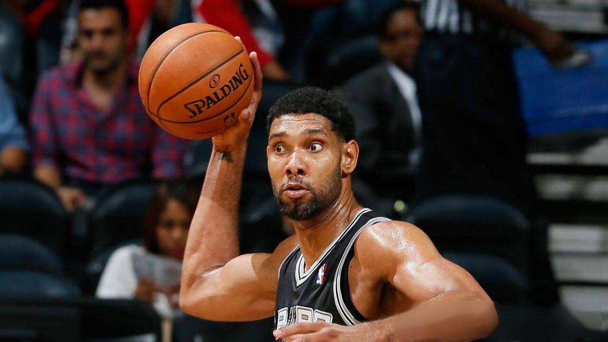 19岁22天，莱比锡边锋迪奥曼德成为德甲历史第二年轻戴帽球员（年仅19岁又22天，莱比锡边锋迪奥曼德成德甲史上第二年轻上演帽子戏法的球员）