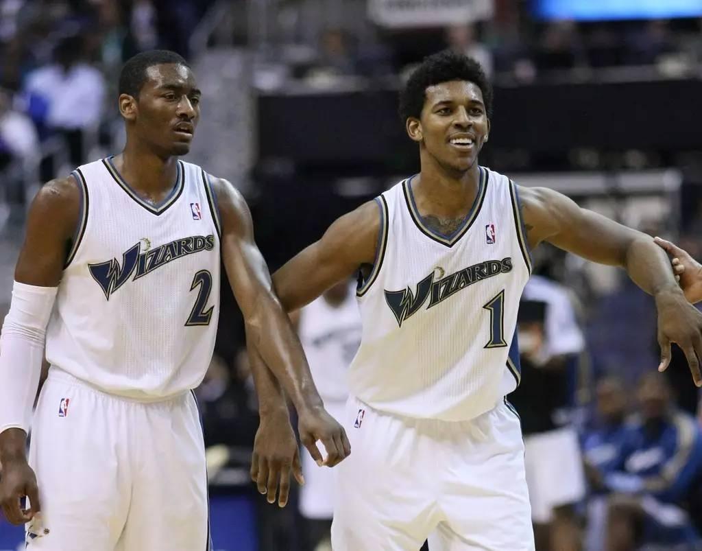 莱切vs维罗纳：班达、加洛首发，加利亚尔迪尼、焦瓦内出战（莱切战维罗纳：班达、加洛首发，加利亚尔迪尼、焦瓦内出场）