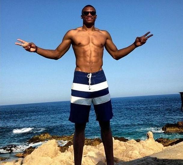 日本足协官方：将于11月6日13：00公布11月国家队大名单（日本足协将于11月6日13：00对外发布11月国家队名单）