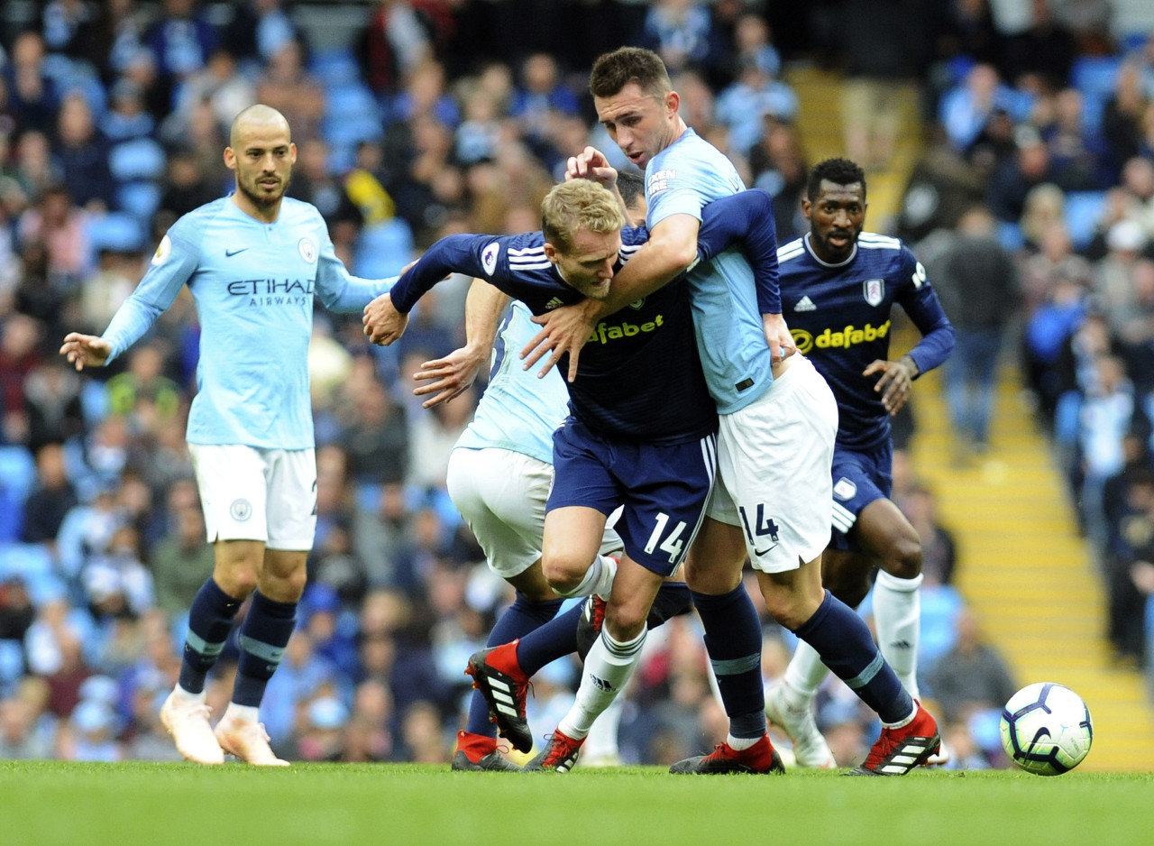 火箭哈登末节爆发连得15分（哈登末节连拿15分火箭强势反扑）