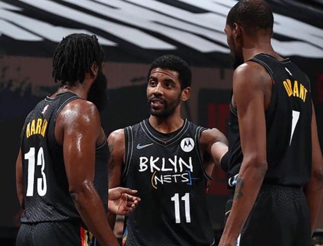 奥斯卡、巴尔加斯赛季前离队，武磊长期伤缺，但海港仍夺冠军（赛季前失去奥斯卡、巴尔加斯，武磊又长期伤停，海港仍加冕冠军）