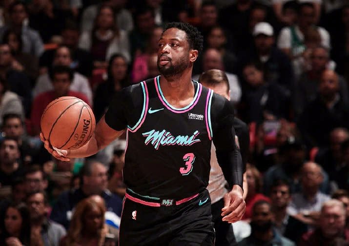 欧冠最年轻连续三场破门选手排行榜：卡尔力压姆巴佩...（欧冠连续三场进球最年轻球员榜：卡尔力压姆巴佩登顶）